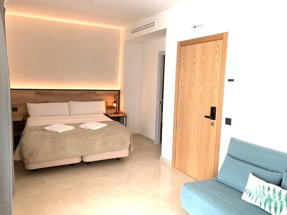 Sweet Sevilla Suites Екстер'єр фото
